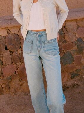 Rowie the Label Light Wash High-Rise Women’s Jeans